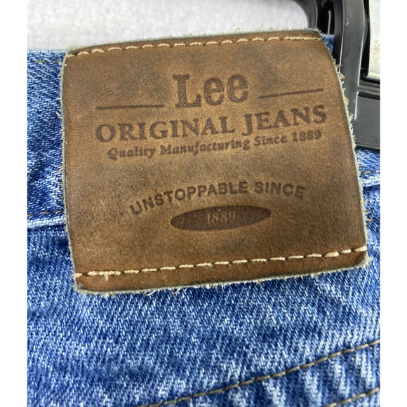 Lee Original Jeans Womens Plus Size 18 S Medium Wash Denim Straight Mom Hi Rise - Picture 2 of 11